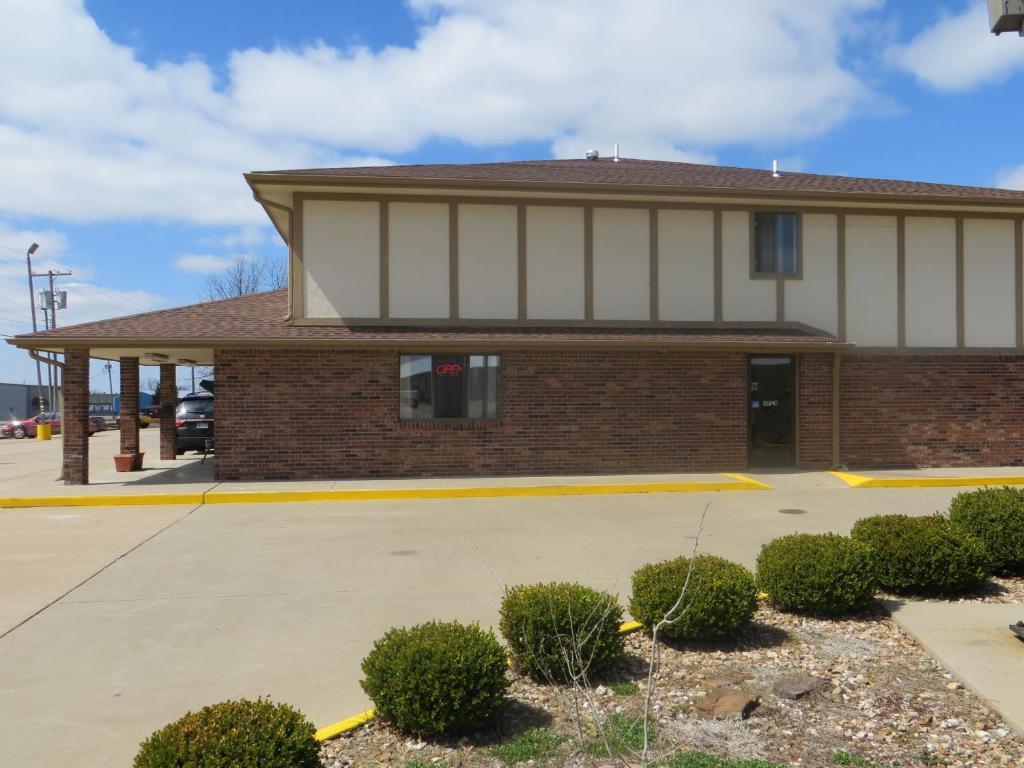 Baxter Inn 4 Less Baxter Springs Εξωτερικό φωτογραφία